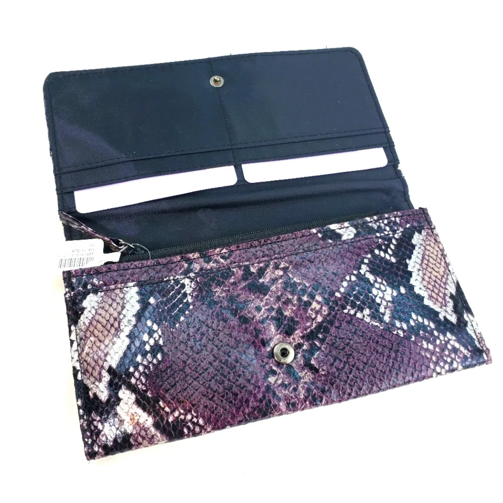 NWT! Claire's Purple and Silver Faux Croc Wallet